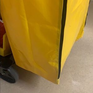 Meet your Posher, Jovy